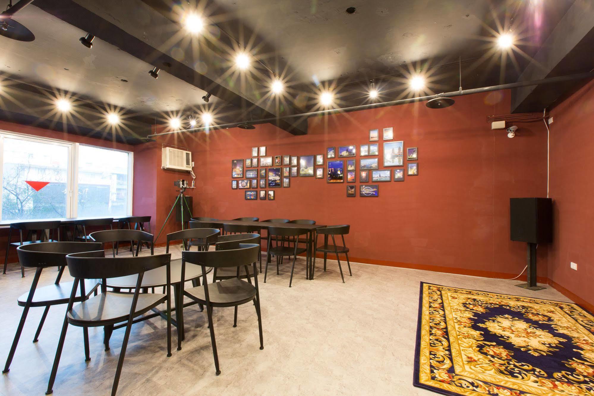 Pathways Hostel Kaohsiung Eksteriør bilde